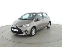 Grau Gebraucht 2015 Toyota Yaris Club Limousine | 10.030 €