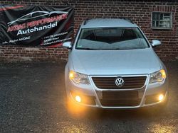 Grau Gebraucht 2009 VW Passat Kombi | 2.999 € (Guter Preis)