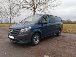 Blau Gebraucht 2015 Mercedes Vito Van / Kleinbus | 14.000 € (Fairer Preis)