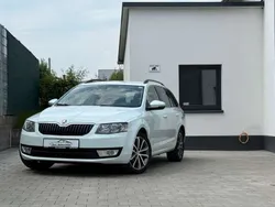Laserweiss Gebraucht 2015 Skoda Octavia Kombi | 9.650 € (Guter Preis)