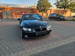 Schwarz Gebraucht 2008 BMW 320 Cabriolet Cabrio | 11.500 € (Teuer)
