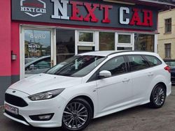 Weiß Gebraucht 2017 Ford Focus ST-Line Kombi | 15.799 € (Teuer)