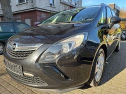 Schwarz Gebraucht 2015 Opel Zafira Tourer Van / Kleinbus | 4.700 € (Guter Preis)