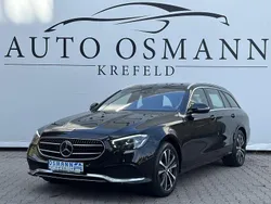 Schwarz unilack Gebraucht 2021 Mercedes E300 Avantgarde Kombi | 27.950 € (Fairer Preis)