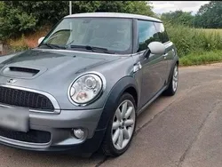 Grau Gebraucht 2008 Mini Cooper S Kleinwagen | 6.399 € (Etwas zu teuer)