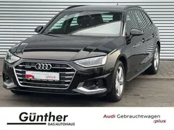 Mythosschwarz metallic Gebraucht 2024 Audi A4 Advanced Kombi | 37.200 € (Etwas zu teuer)