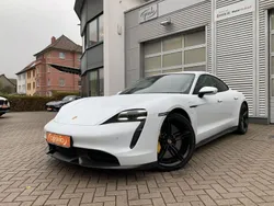 Carrerarweißmetallic Gebraucht 2022 Porsche Taycan Turbo S Limousine | 99.740 € (Superpreis)