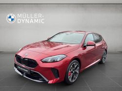 Rot Neu 2025 BMW 120 M Sport Kleinwagen | 39.811 € (Fairer Preis)
