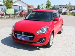 Rot Gebraucht 2021 Suzuki Swift Comfort Kleinwagen | 14.500 € (Fairer Preis)
