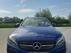 Blau Gebraucht 2017 Mercedes C200 AMG line Limousine | 25.500 € (Teuer)