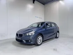 Grau Gebraucht 2016 BMW 216 Active Tourer Van / Kleinbus | 13.990 € (Teuer)