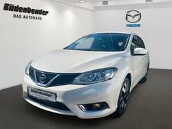 Weiß Gebraucht 2017 Nissan Pulsar N-Connecta Limousine | 10.990 € (Etwas zu teuer)