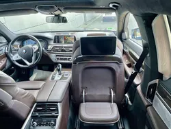 Grau Gebraucht 2019 BMW 740L Sport Line Limousine | 38.500 € (Fairer Preis)