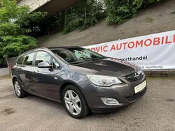 Karbongrau/technical grey Gebraucht 2011 Opel Astra Edition Kombi | 3.000 € (Fairer Preis)