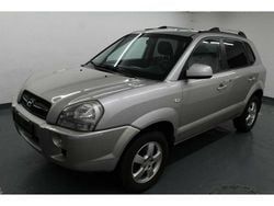 Warm silver Gebraucht 2007 Hyundai Tucson GLS SUV | 4.699 € (Fairer Preis)