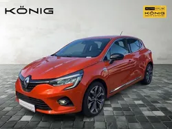 Orange Gebraucht 2020 Renault Clio V Limousine | 13.433 € (Fairer Preis)