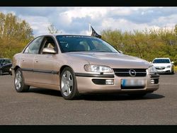 Gold Gebraucht 1997 Opel Omega Limousine | 4.399 € (Etwas zu teuer)