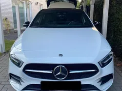 Weiß Gebraucht 2020 Mercedes A250 AMG line Limousine | 28.500 € (Etwas zu teuer)