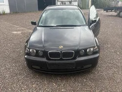 Schwarz Gebraucht 2002 BMW 318 Compact Kleinwagen | 1.299 € (Guter Preis)
