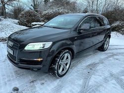Grau Gebraucht 2009 Audi Q7 S-Line SUV | 9.999 € (Fairer Preis)
