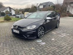 Schwarz Gebraucht 2018 VW Golf VII R Kombi | 22.999 € (Superpreis)