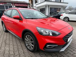 Rot Gebraucht 2021 Ford Focus Active Limousine | 9.290 €