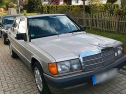 Beige Gebraucht 1992 Mercedes 190 Limousine | 6.400 €