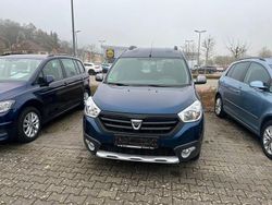 Blau Gebraucht 2016 Dacia Dokker Stepway Limousine | 8.900 € (Guter Preis)