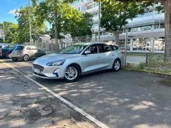 Silber Gebraucht 2019 Ford Focus Kombi | 10.500 € (Guter Preis)