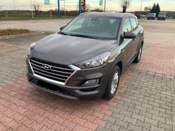 Grau Gebraucht 2019 Hyundai Tucson Trend SUV | 16.300 € (Guter Preis)