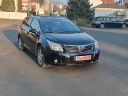 Schwarz Gebraucht 2009 Toyota Avensis Executive Kombi | 8.600 € (Fairer Preis)