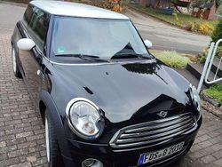 Schwarz Gebraucht 2009 Mini Cooper D Kleinwagen | 2.900 € (Guter Preis)