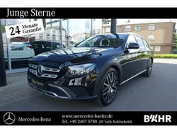 Lack obsidianschwarz (metallic) Gebraucht 2019 Mercedes E220 Kombi | 33.950 € (Teuer)