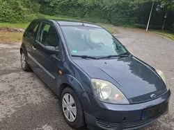 Grau Gebraucht 2005 Ford Fiesta Kleinwagen | 1.590 € (Fairer Preis)