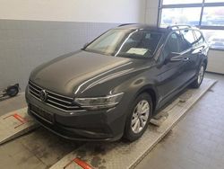 Grau Gebraucht 2021 VW Passat Conceptline Kombi | 13.330 € (Guter Preis)
