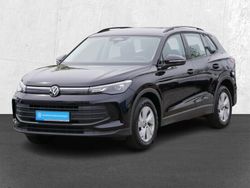 Deep black perleffekt Gebraucht 2024 VW Tiguan Basis SUV | 34.990 € (Etwas zu teuer)