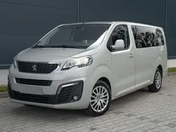 Grau Gebraucht 2017 Peugeot Traveller Business-Line Van / Kleinbus | 22.390 € (Fairer Preis)