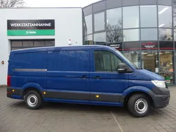Deep ocean blue Gebraucht 2020 VW Crafter Van | 30.800 € (Guter Preis)