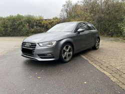 Grau Gebraucht 2013 Audi A3 Limousine | 7.900 €