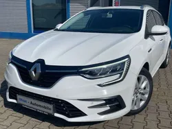 Gletscherweiss Gebraucht 2022 Renault Mégane IV Business Kombi | 14.950 € (Fairer Preis)