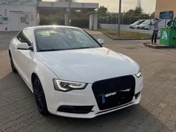 Weiß Gebraucht 2012 Audi A5 S-Line Coupé | 10.300 € (Guter Preis)