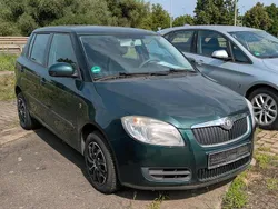 Grün Gebraucht 2008 Skoda Fabia Kleinwagen | 2.000 € (Guter Preis)
