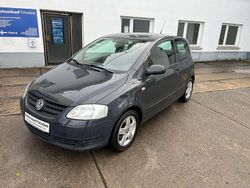 Uranograu Gebraucht 2007 VW Fox Kleinwagen | 2.200 € (Etwas zu teuer)
