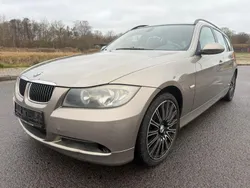 Gold Gebraucht 2007 BMW 330 Sport Line Kombi | 3.990 €