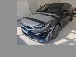 Deluxe white metallic Neu 2025 Kia ProCeed GT-Line Kleinwagen | 31.490 €