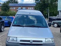 Silber Gebraucht 2002 Fiat Scudo Van / Kleinbus | 1.500 €