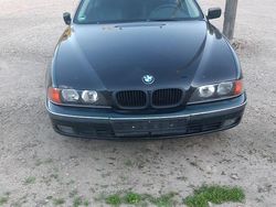 Grün Gebraucht 1998 BMW 523 Limousine | 2.950 € (Superpreis)