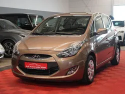Braun Gebraucht 2014 Hyundai ix20 Van / Kleinbus | 7.950 € (Fairer Preis)