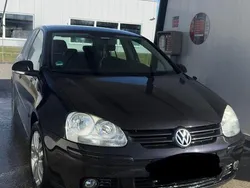 Schwarz Gebraucht 2007 VW Golf V Edition Kleinwagen | 2.440 € (Fairer Preis)