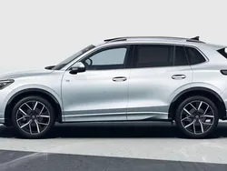 Oyster silver metallic Neu 2025 VW Tiguan R-line SUV | 43.718 € (Fairer Preis)